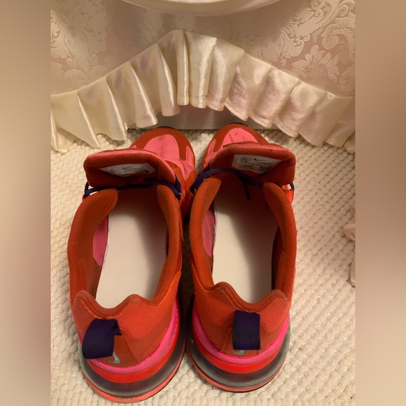 NIKE - Picture 6 of 7